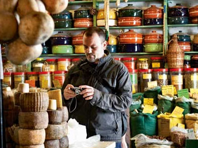 Ο Σκαρμούτσος και τα τατουάζ